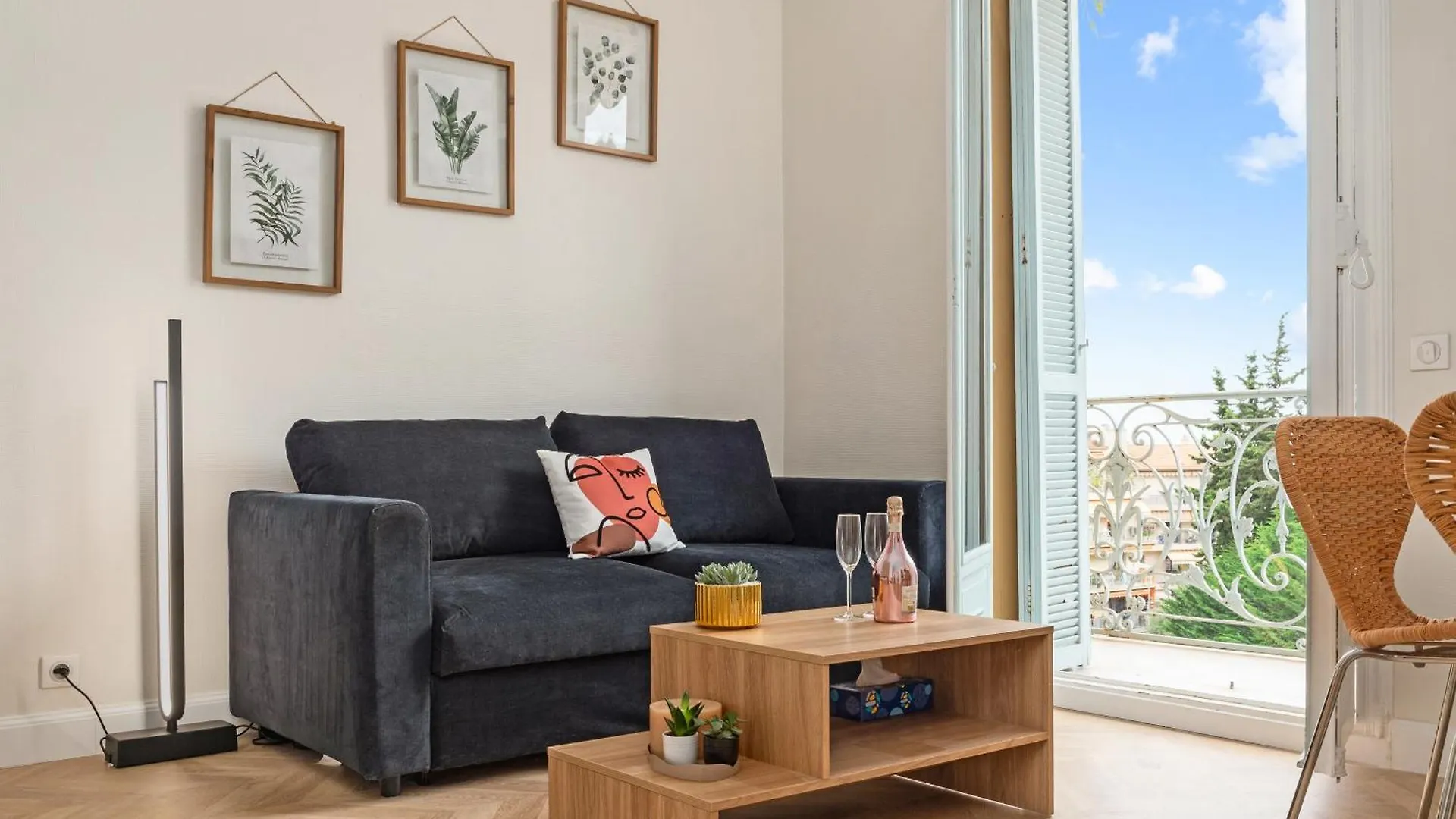 Mont Fleuri- Somptueux 2 Pieces - Parking - Menton Apartment 0*,